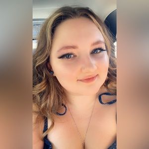 Meet your Posher, Meranda